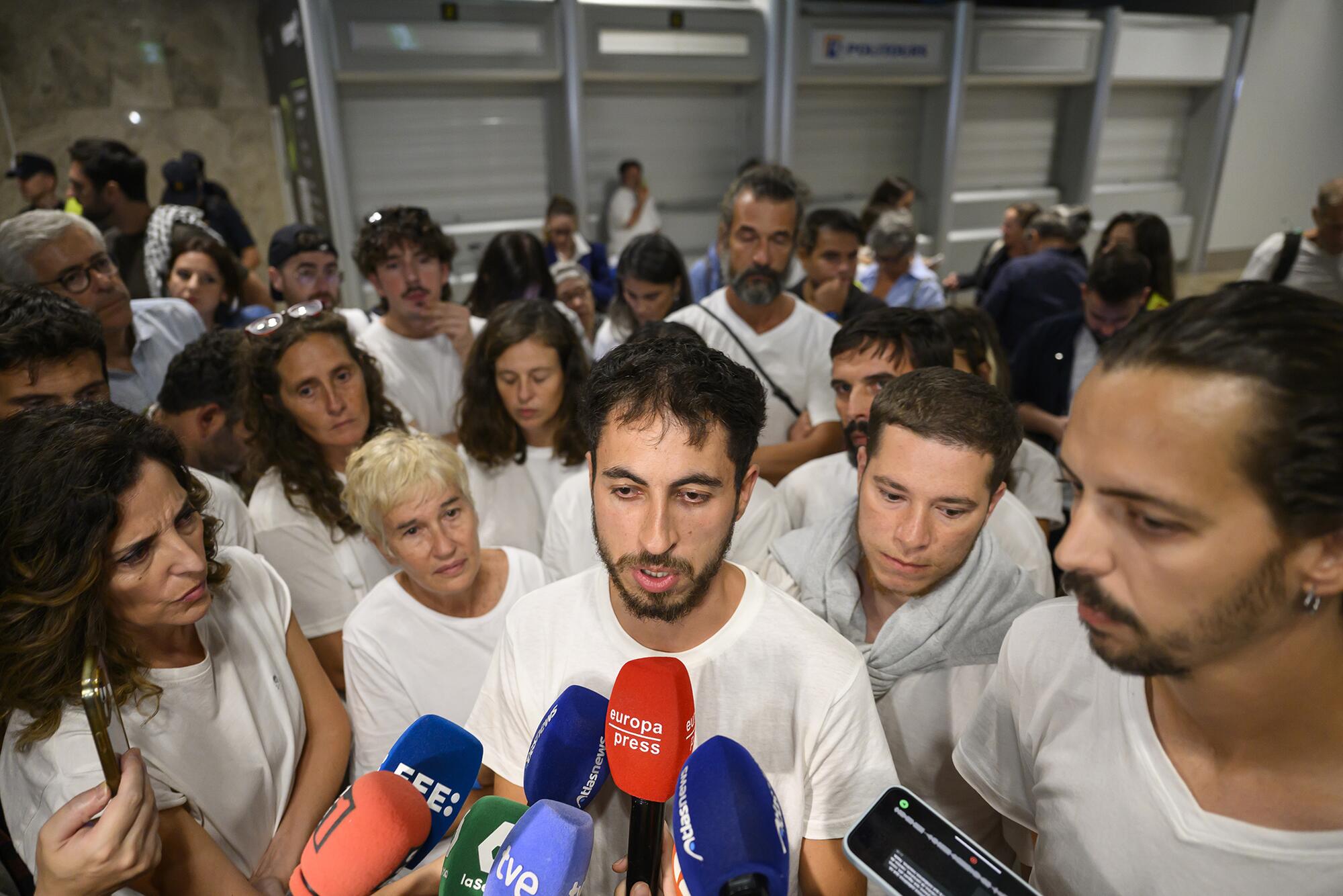 Flotilla Barajas - 8